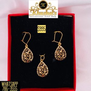 EARRING & PENDANT SET