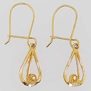 10K Gold Handing Earring
