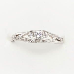 14k White Gold Diamond Engagement Ring