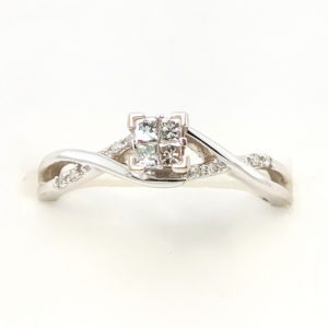 10k White Gold Diamond Engagement Ring
