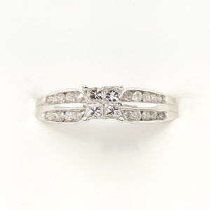 14k White Gold Diamond Engagement Ring