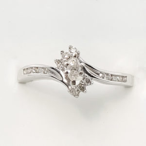 14k White Gold Diamond Engagement Ring